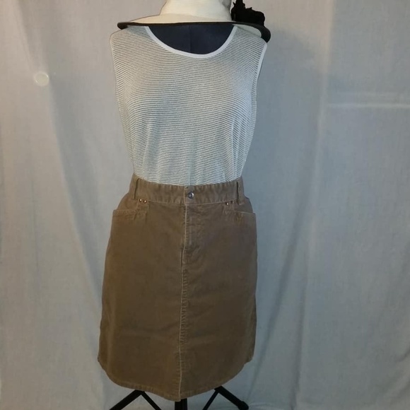 Tommy Hilfiger Dresses & Skirts - Tommy Hilfiger corduroy tan skirt
